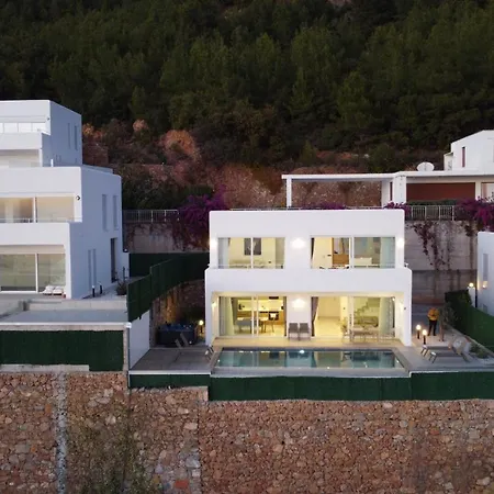 Luxury By The Coast Feriehus