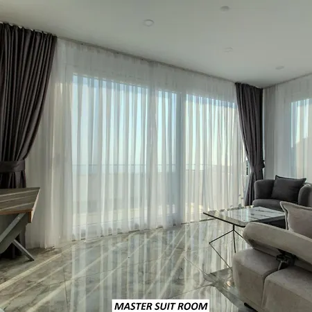 Luxury By The Coast *