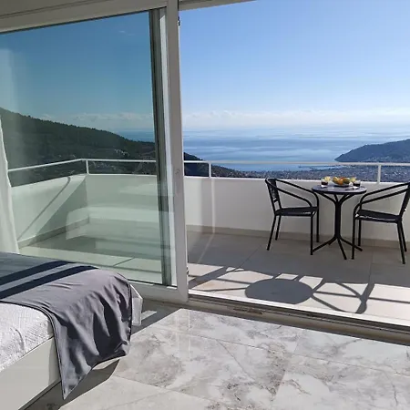 Ferienhaus Luxury By The Coast