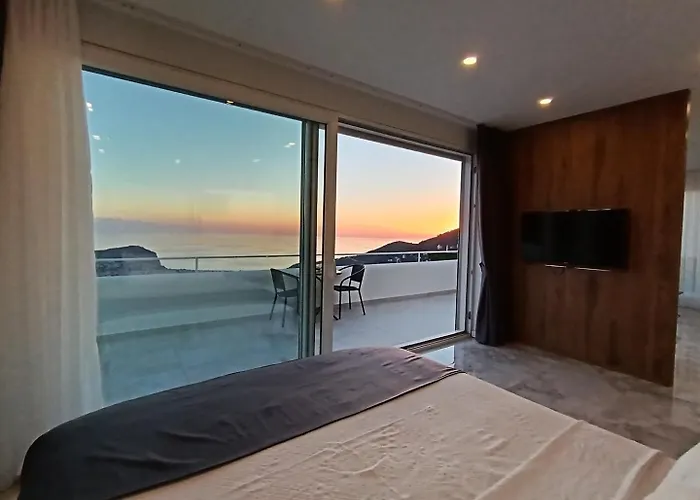 Luxury By The Coast Vakantiehuis