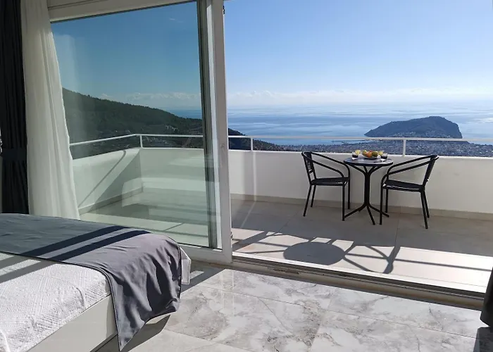 Дом отдыха Luxury By The Coast