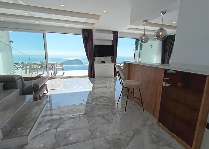 Luxury By The Coast