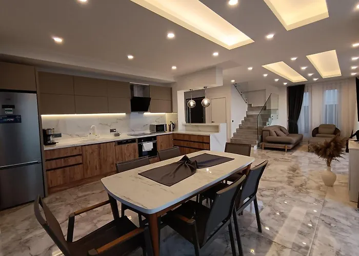 Luxury By The Coast Дом отдыха