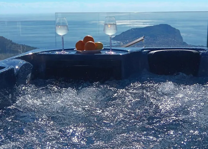 Vakantiehuis Luxury By The Coast