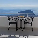 Holiday home Luxury By The Coast *