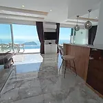 Luxury By The Coast