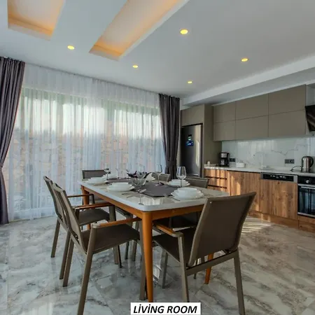 Luxury By The Coast Feriehus Alanya