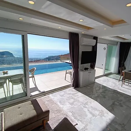 Luxury By The Coast